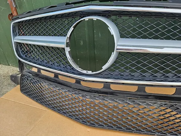 Griglia anteriore Mercedes CLS W218 AMG A2188851765 image 4