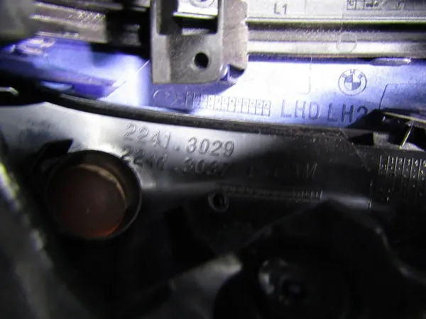 Cadre rétroviseur gauche BMW OE 22413021 pour Série 3 G20 image 10
