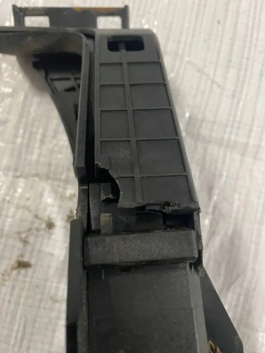 Potentiomètre de pédale d'accélérateur BMW OEM 6762480 image 4