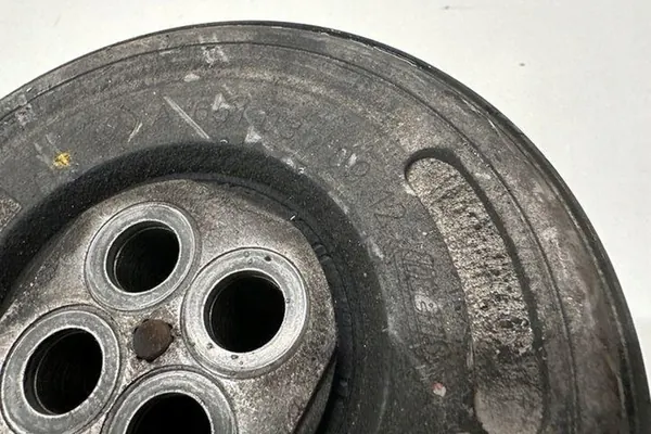 Polia do virabrequim MERCEDES-BENZ E (W212) A6510350912 image 3