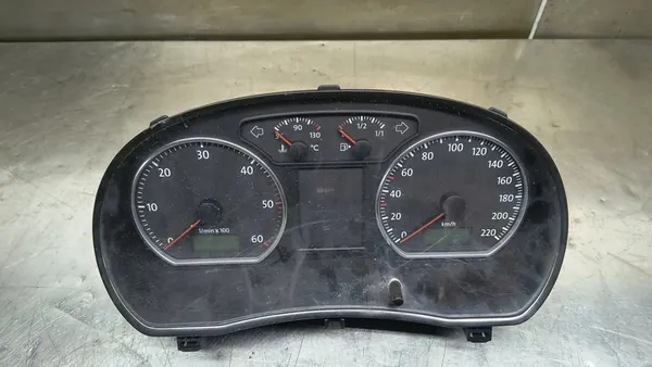 VW POLO 9N 1.4 TDI Nopeusmittari 6Q0920825G image 2