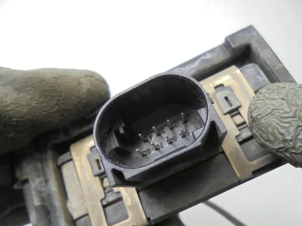 Sensor de Radar ACC Alfa Romeo Giulia 2016- OEM image 4