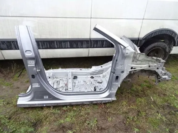 PEUGEOT 2008 Höger Fram Kvartsill OEM KCA-123ds image 2