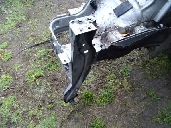 PEUGEOT 2008 Höger Fram Kvartsill OEM KCA-123ds image 3