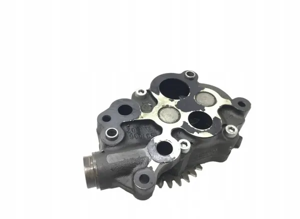 Gebrauchte Iveco Motorölpumpe OEM 504350707 image 4