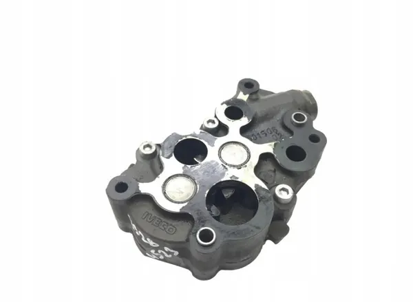 Gebrauchte Iveco Motorölpumpe OEM 504350707 image 5