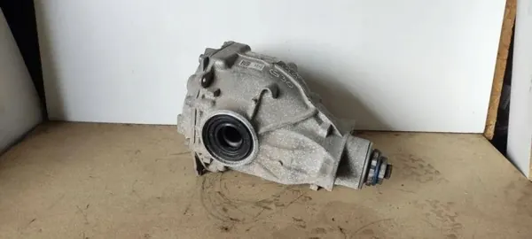 BMW 5 (G30) Taka-differentiaali 33108618720 3.0L 2018 image 3