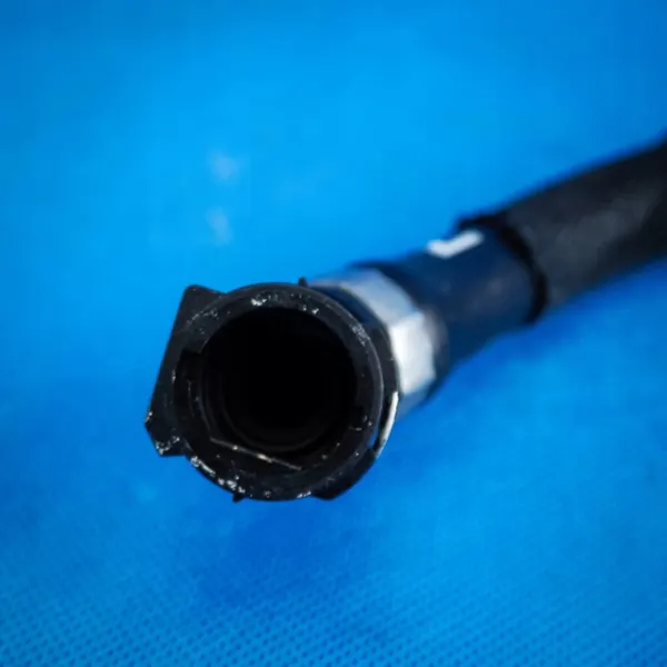 Waterslang OEM 17128598055 voor BMW X5 G05 X6 G06 LCI image 4