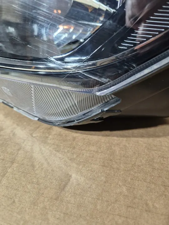 Faros izquierdo Hyundai i20 III 2020+ image 5