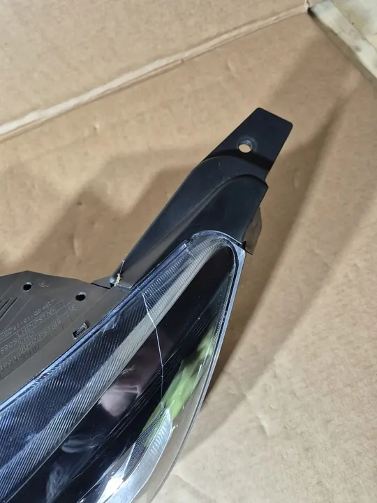 Faros izquierdo Hyundai i20 III 2020+ image 9