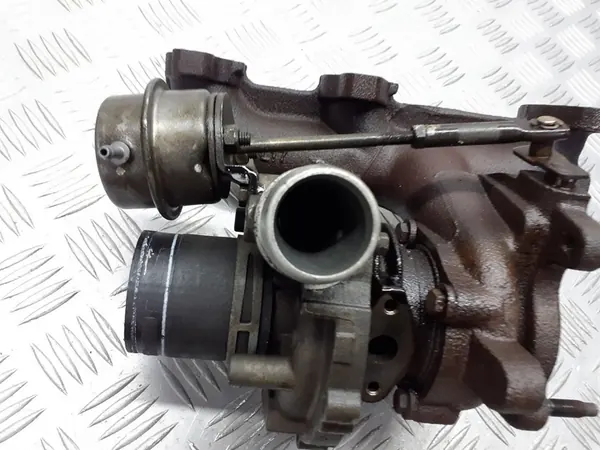Turboaggregat Skoda Fabia II 1.4 TDI 045253019L image 2