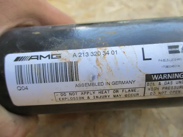 W213 AMG Bakre Stötdämpare A2133202100 OEM image 6