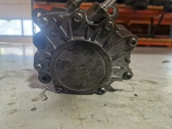 Tyhjiöpumppu OEM 03G145209 Mitsubishi Grandis 2.0L image 4