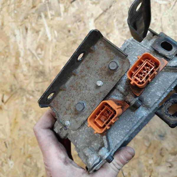 Inversor Kia OEM 364002B075 - Pieza usada image 5
