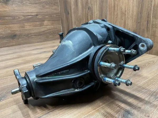 Diferencial Mercedes-Benz OEM A1293513408 Usado image 3