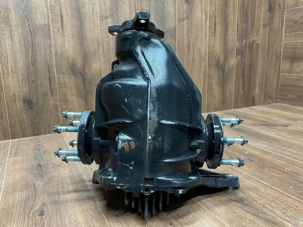 Diferencial Mercedes-Benz OEM A1293513408 Usado image 9