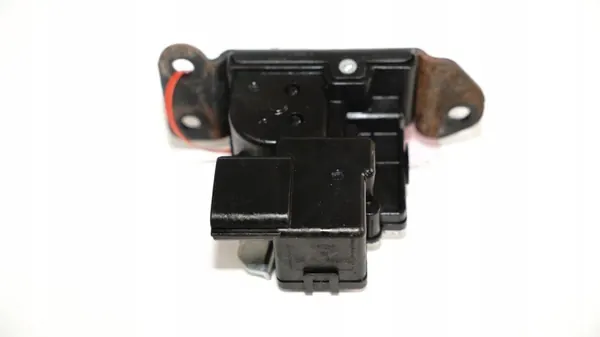 Fecho porta-malas Kia Ceed II OEM 360153560 - Usado image 5