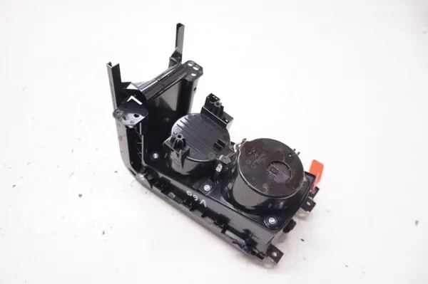 Volvo S60 II V60 I Juomapidin OEM 39817815 31351147 image 5