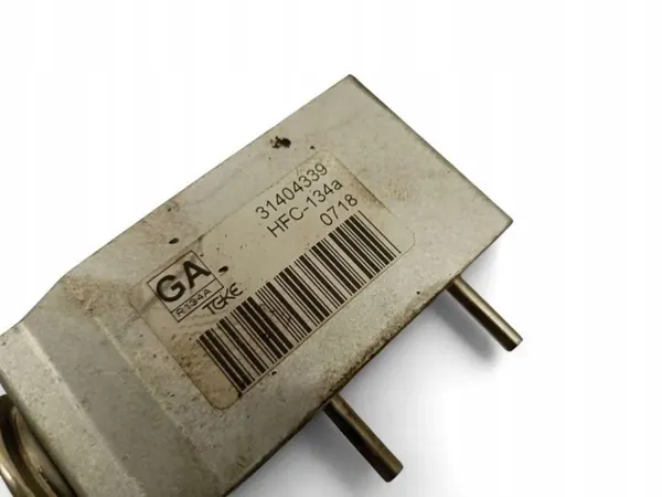 Válvula A/C Volvo XC60 OEM 31404339 - Usada image 5