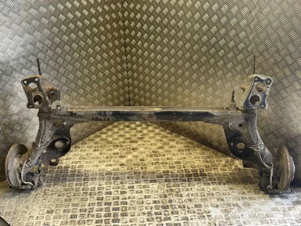 Poutre arrière OEM ESH13218 pour Volkswagen Golf IV image 2