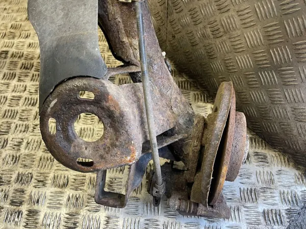 Poutre arrière OEM ESH13218 pour Volkswagen Golf IV image 9