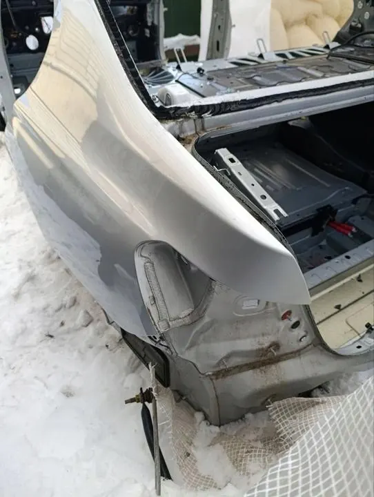 Aile arrière gauche BMW 7 2016 OEM 289490 image 4