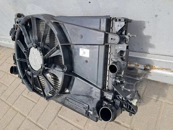 Conjunto de ventilador de radiador OPEL ASTRA V K 1.4T image 2