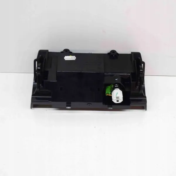 Askkopp instrumentpanel Jaguar XJ X350 2008 OEM 2W938104822A image 5