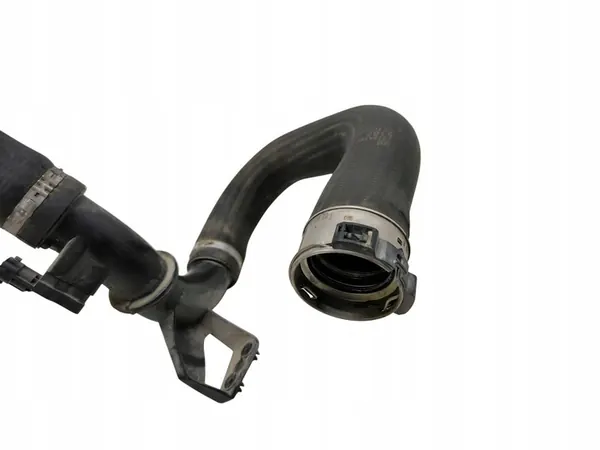 Buick Encore I 2021 Intercooler-Schlauch Links image 5