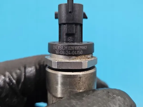Einspritzschiene Sensor OEM 0281006034 für Opel Insignia B image 8
