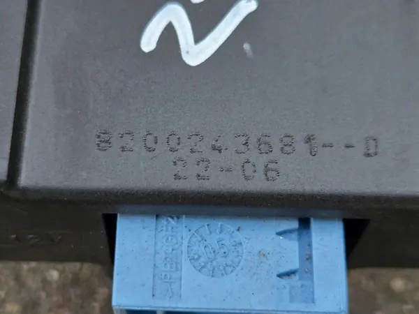Bouton de Frein à Main Renault OEM 8200243681 - Occasion image 3