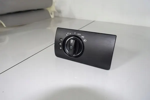 Mercedes w164 ML GL lichtschakelaar A1645453004 image 2