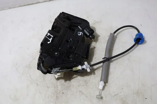 Linke Hintertürschloss Skoda Citigo image 2