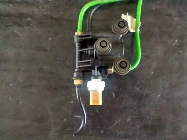 RVH500070 Ophangingsklep voor Range Rover L322 image 3