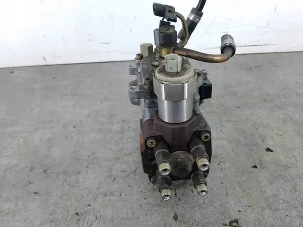 OEM 8-97185242-2 ruiskutuspumppu Opel Corsa C 1.7 DI image 3