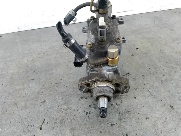OEM 8-97185242-2 ruiskutuspumppu Opel Corsa C 1.7 DI image 4