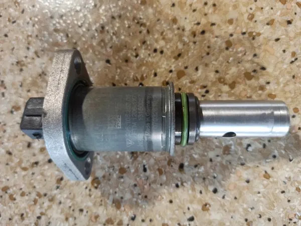 Sensor de culata Porsche OE 99610530305 image 2