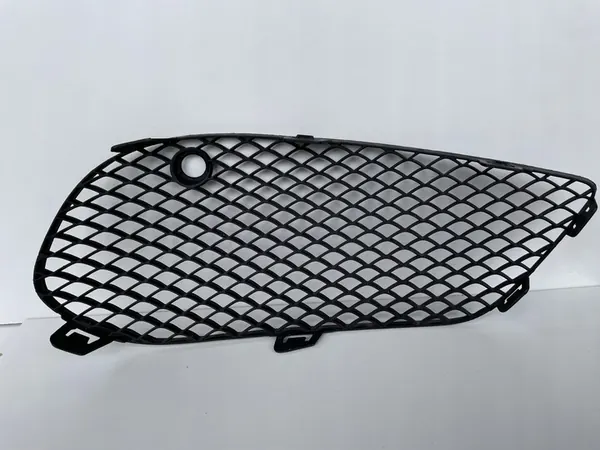 MERCEDES W205 REJILLA DELANTERA IZQUIERDA A2058852523 image 2