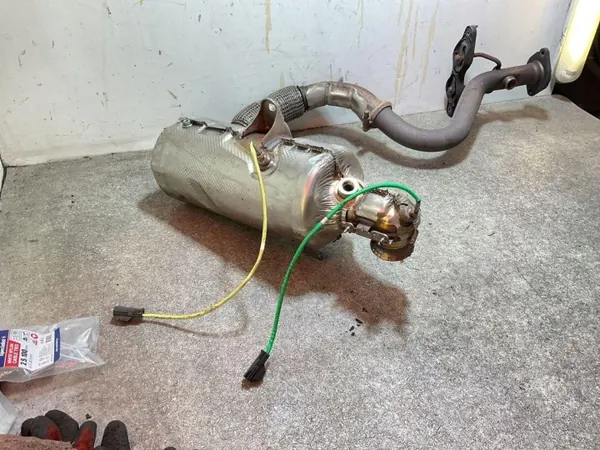 Gebrauchter Ford Katalysator MX615L243AA 1.5L Diesel image 3