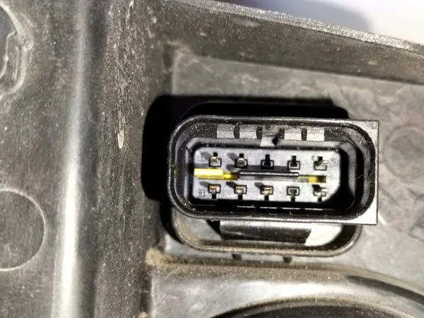 Faros izquierdo PEUGEOT 301 13-17 OEM 9675139080 image 6