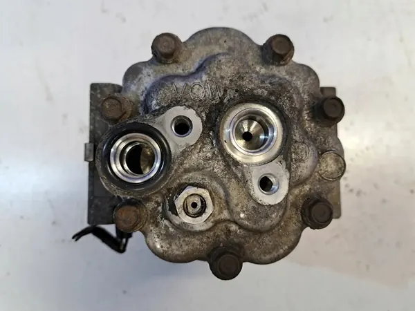 Ilmastointikompressori Volvo V50 2006 image 5