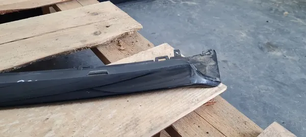 Audi S3 8V Framskärms Spoiler OE 8V5807110 image 2