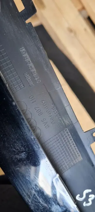 Audi S3 8V Framskärms Spoiler OE 8V5807110 image 7