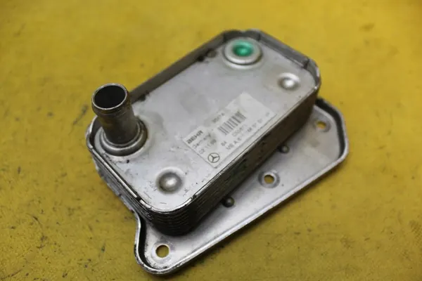 Oliekoeler W210 2.2 CDI A6111880101 image 2