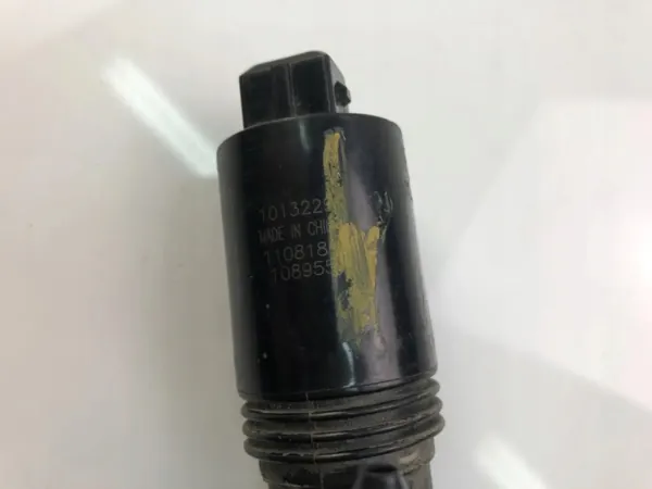 Spolarbehållarmotor OEM 14511456 för Volvo V70 III image 3