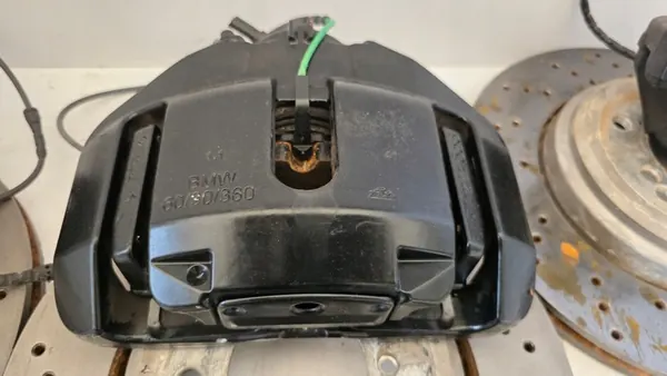 Calipers e Discos de Freio BMW M3 E92 E93 image 9