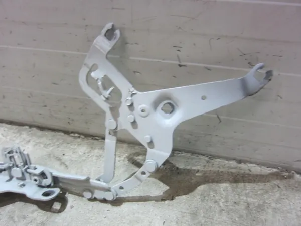 Charnière de capot BMW X5 F15 OEM 41007381781 Blanc image 5