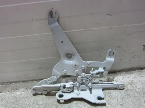 Charnière de capot BMW X5 F15 OEM 41007381781 Blanc image 7