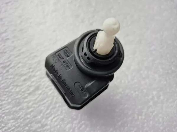 Moteur de réglage phare OEM 007878 pour VW Group image 5