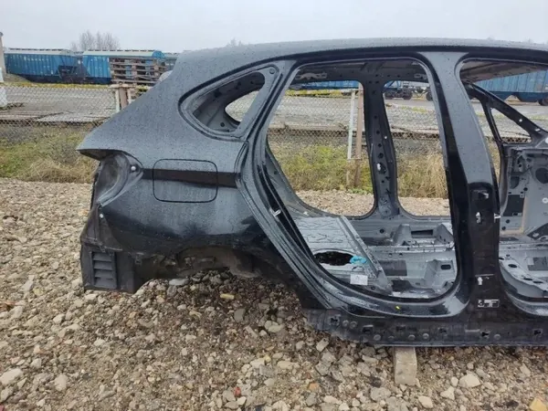 Panneau quart droit arrière OEM 668 BMW 2 Active Tourer image 5